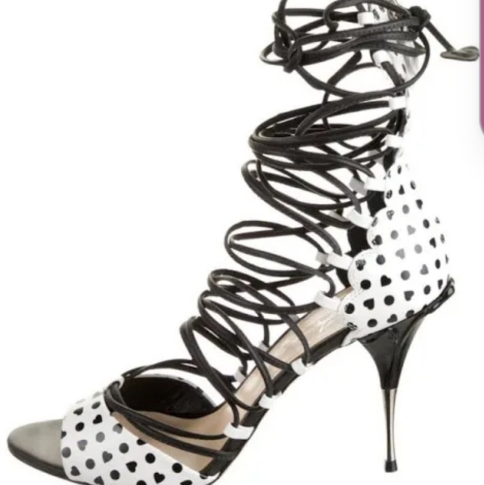 Isa Tapia designer heels - sz. 9